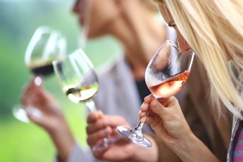 Wine Tasting: un team building perfetto per ogni occasione 